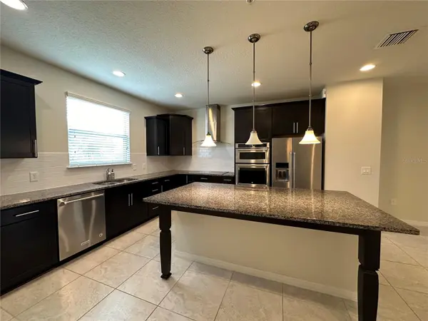 527 PIAZZA PT, Oviedo, FL 32765