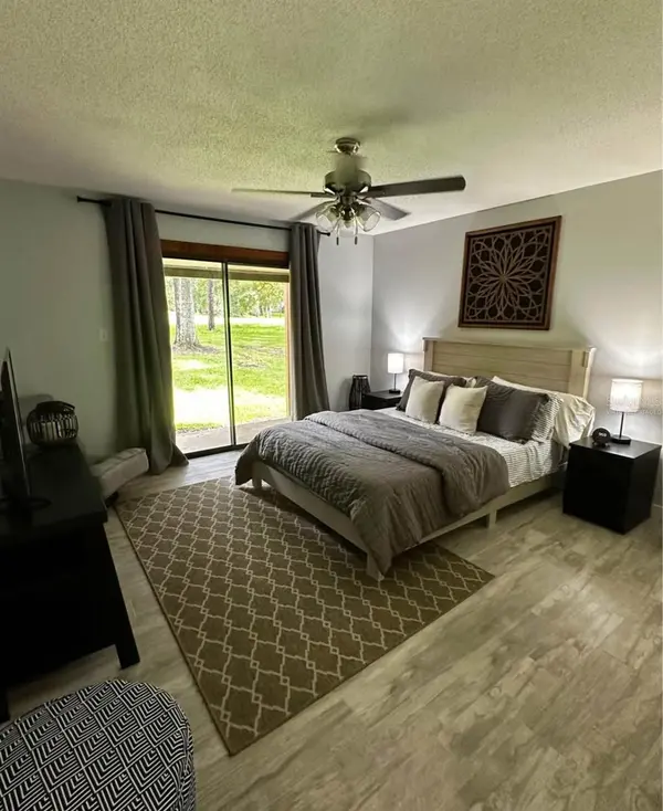 19660 SW 83RD PLACE RD #C17, Dunnellon, FL 34432