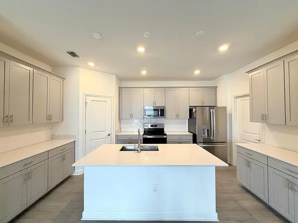 2410 RELAXING LN, Kissimmee, FL 34744
