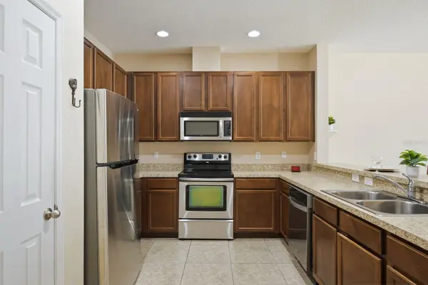 2211 BARRACUDA CT, Holiday, FL 34691