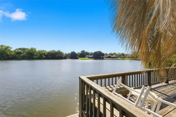 6811 TWELVE OAKS BLVD, Tampa, FL 33634