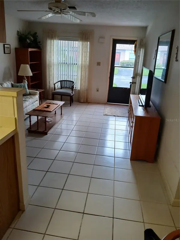 6050 CHESHAM DR #3, New Port Richey, FL 34653