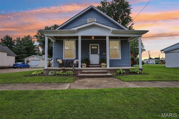 402 E Ryder ST, Litchfield, IL 62056