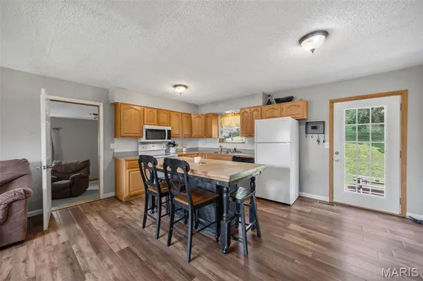 11354 W State Highway 8, Potosi, MO 63664