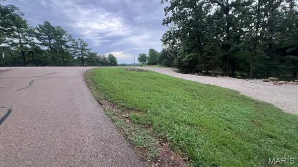 2198 Compass CIR, Perryville, MO 63775