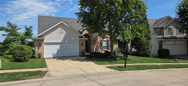 11479 Daykin DR, St Louis, MO 63146
