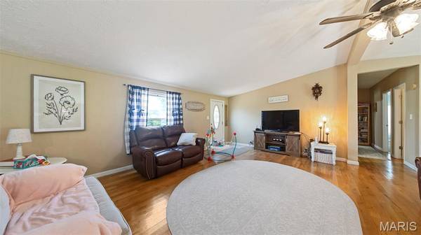 18455 County Road 5310, Rolla, MO 65401
