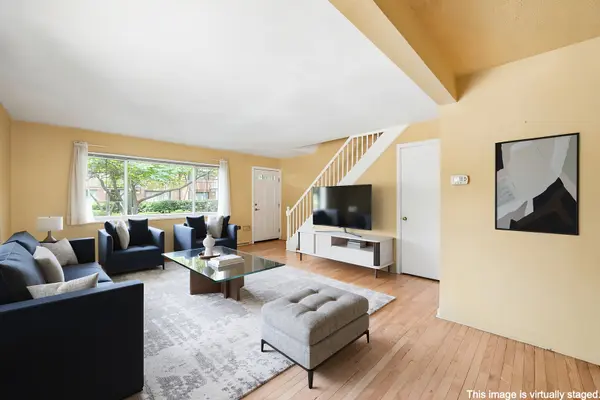 746 Dodge AVE, Evanston, IL 60202