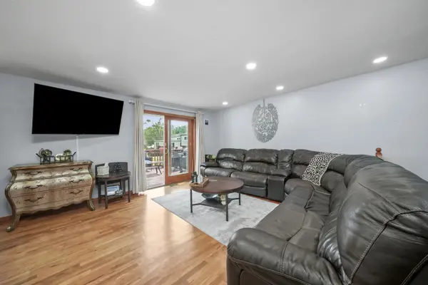 16323 Oxford DR, Tinley Park, IL 60477