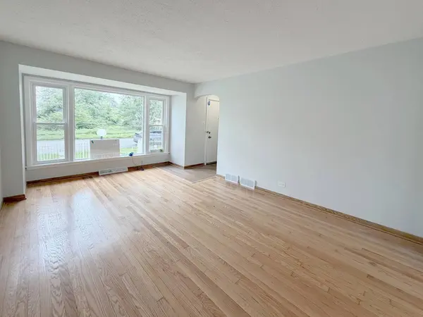 10122 S WALLACE ST, Chicago, IL 60628
