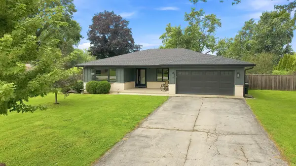 9S580 Clarendon Hills RD, Willowbrook, IL 60527