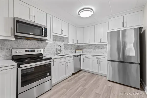 1220 S Lorraine RD #2H, Wheaton, IL 60189