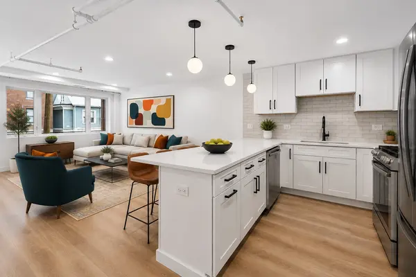 2601 N California AVE #4, Chicago, IL 60647