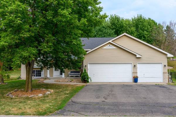 15071 Appaloosa TRL NE, Prior Lake, MN 55372