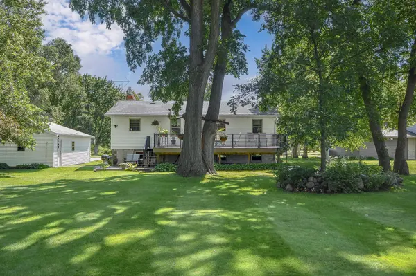 3060 30th ST SW, Willmar, MN 56201