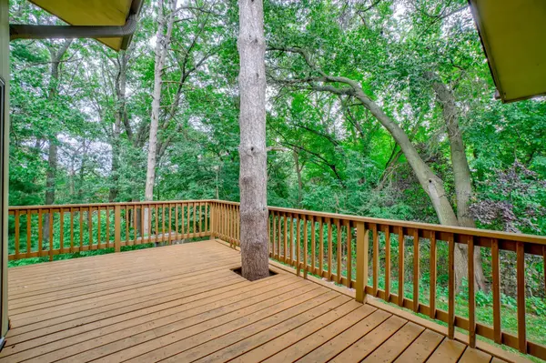 515 Pine Tree TRL, Stillwater, MN 55082