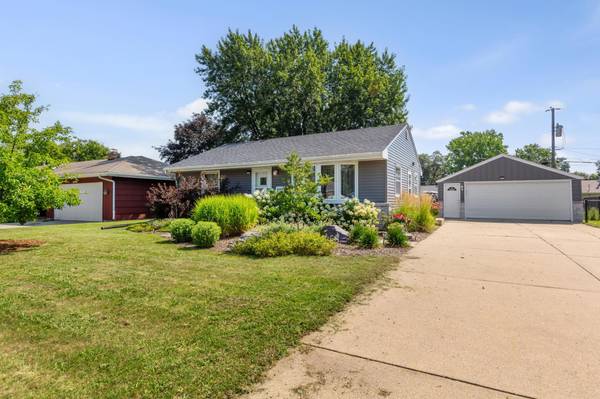 8501 Portland AVE S, Bloomington, MN 55420