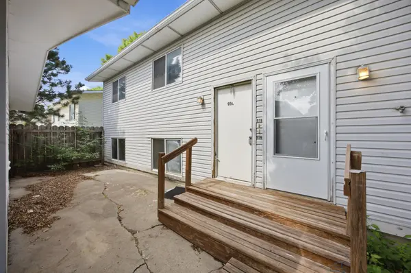 914-916 32nd ST N, Fargo, ND 58102