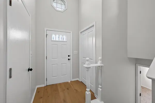 2709 Holloway AVE E, North Saint Paul, MN 55109