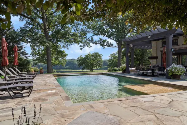 465 Spring Hill RD, Wayzata, MN 55391