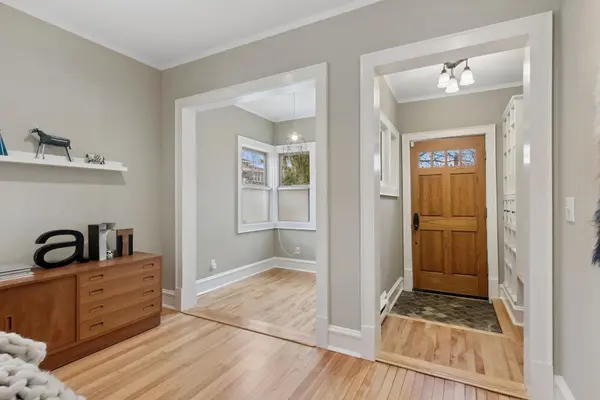 721 W 40th ST, Minneapolis, MN 55409