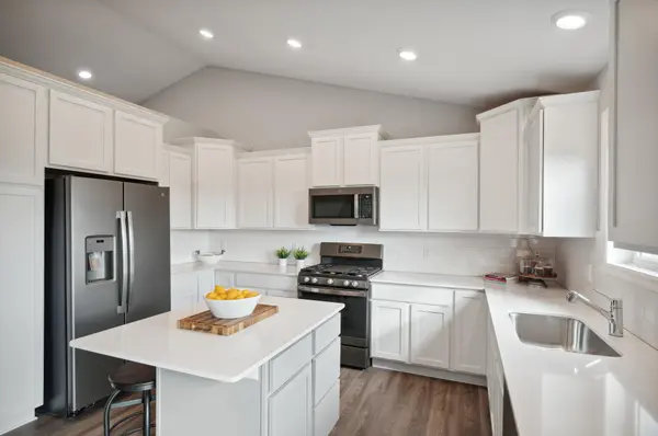 1855 Lincoln AVE, Saint Paul Park, MN 55016
