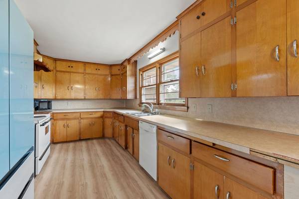 7848 Wyoming TRL, Chisago City, MN 55013
