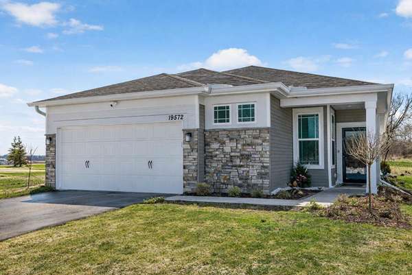19572 102nd PL, Corcoran, MN 55374