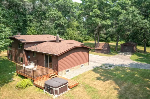 9581 Arielle DR, Brainerd, MN 56401