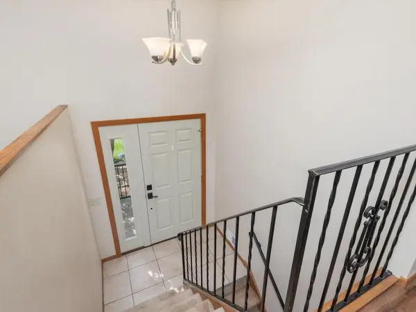 3615 Westmark DR, Minnetonka, MN 55345
