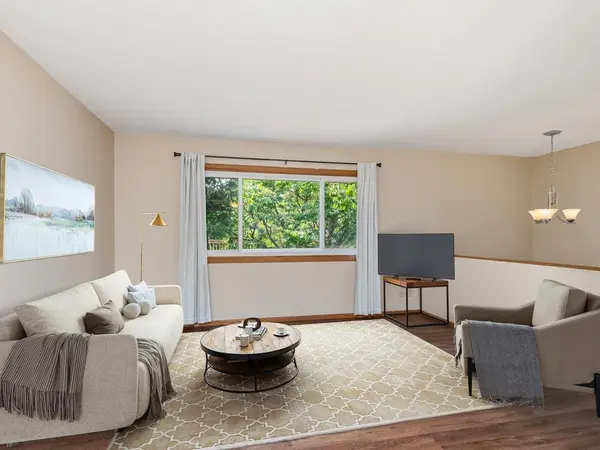 3615 Westmark DR, Minnetonka, MN 55345