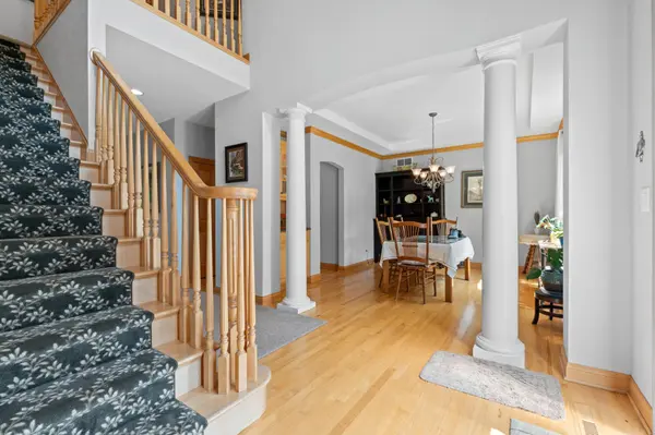 6921 Bluff LN NW, Rochester, MN 55901