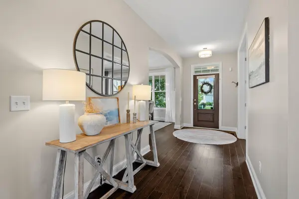 16568 Duluth TRL, Lakeville, MN 55044