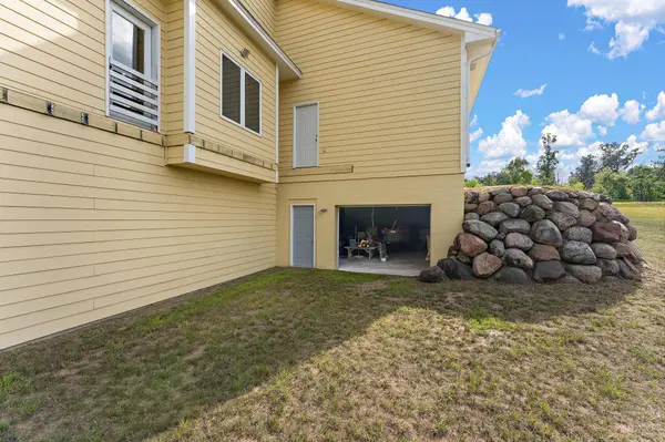 25990 Rum River DR NW, Isanti, MN 55040