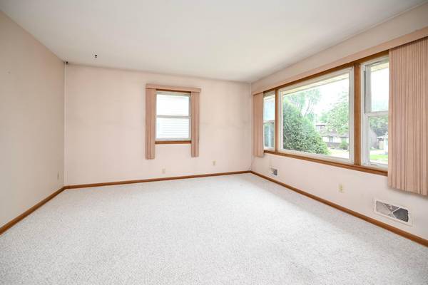 2311 18th ST NW, Rochester, MN 55901