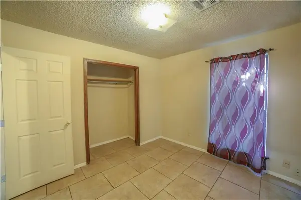 8805 Saint George WAY, Oklahoma City, OK 73110