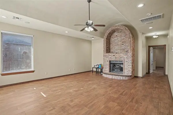 1504 SW Brentwood BLVD, Lawton, OK 73505