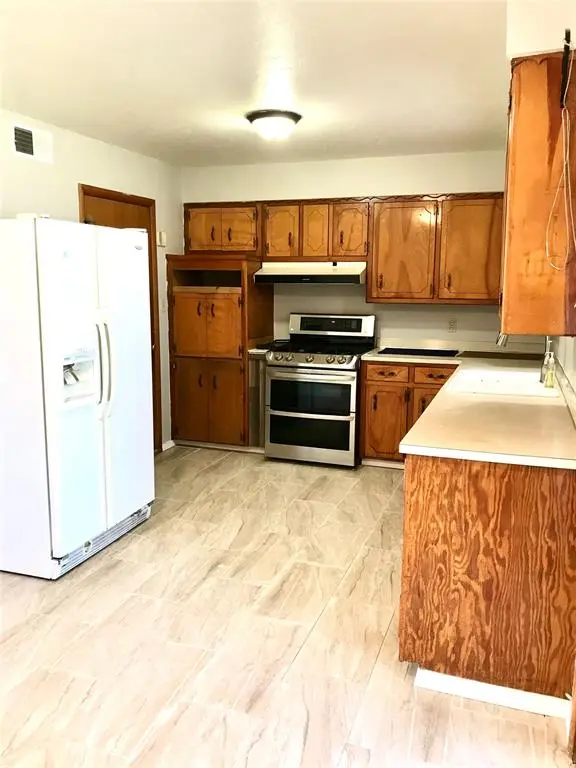 4345 Woodedge DR, Oklahoma City, OK 73115