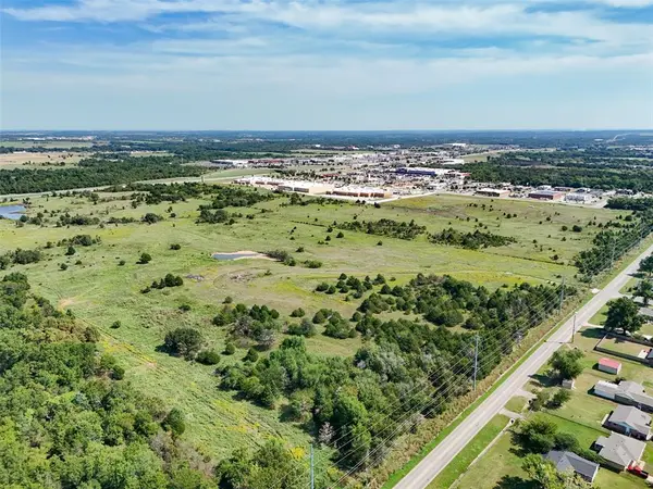 1000 W 45th ST, Shawnee, OK 74804