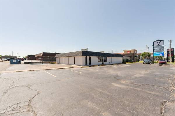 2812 W Hefner RD, Oklahoma City, OK 73120