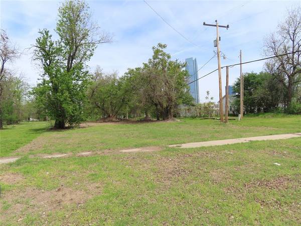 617 SW 6TH ST, Oklahoma City, OK 73109