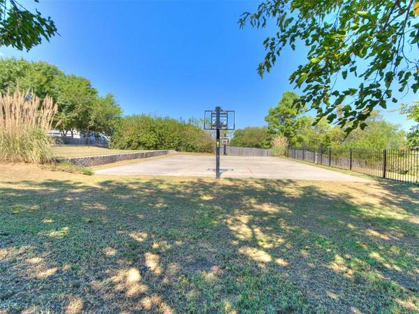 4700 Westlakes RD, Norman, OK 73072
