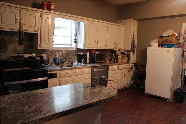 200 E Juanita ST, Wynnewood, OK 73098