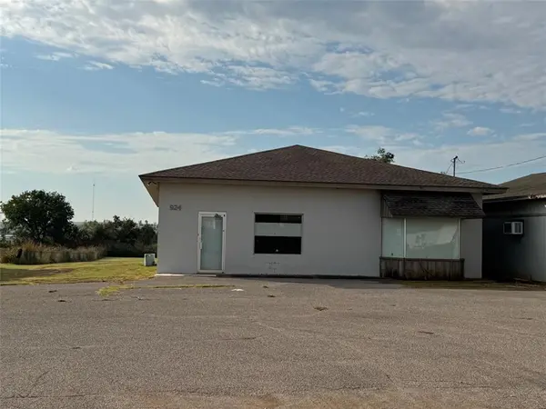 924 W Main ST, Weatherford, OK 73096