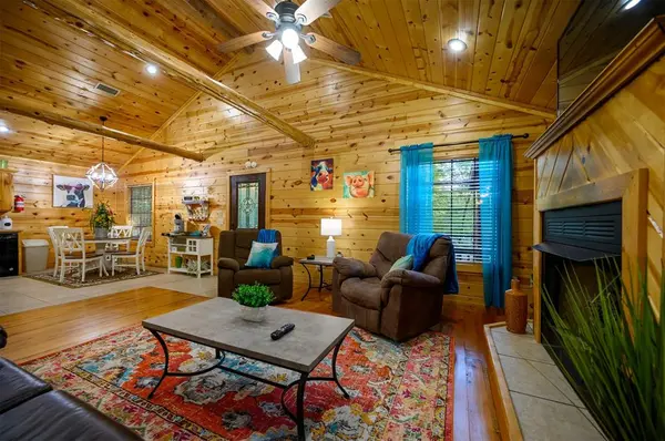 141 Lost Oaks TRL, Broken Bow, OK 74728
