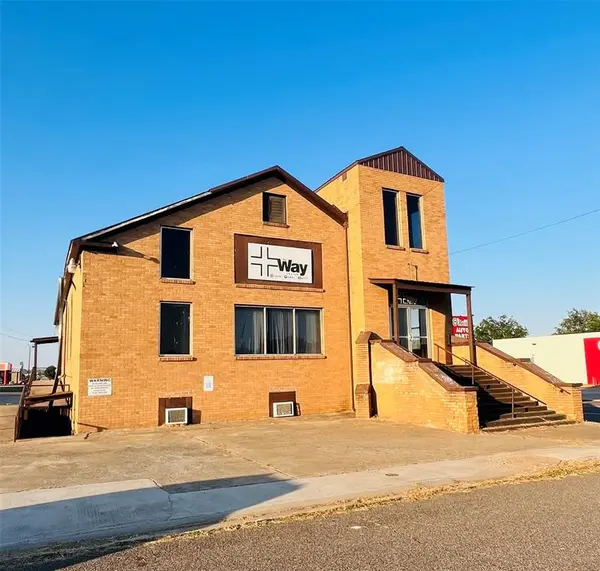 104 W Walnut AVE, Seminole, OK 74868