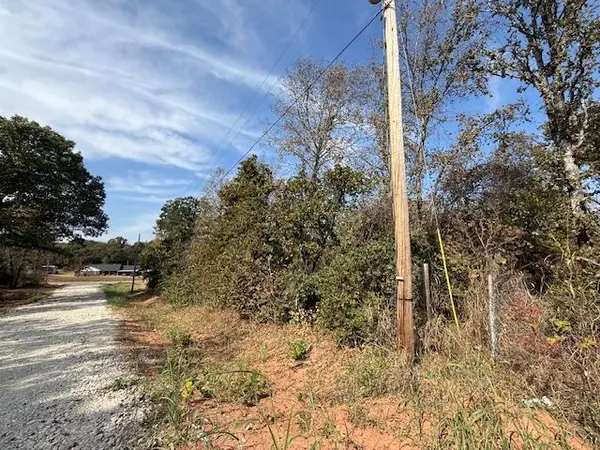 9 West ST, Noble, OK 73068
