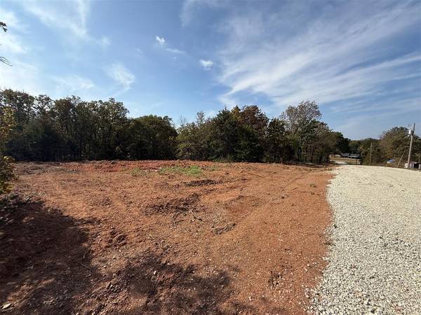 20 West ST, Noble, OK 73068