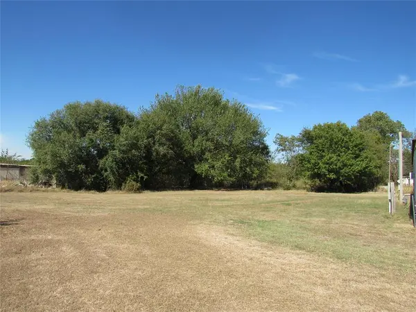 545 S 3rd ST, Byars, OK 74831