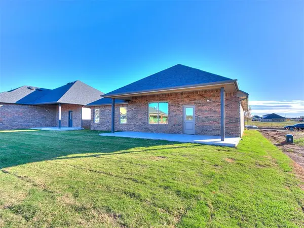 16025 Zamora LN, Oklahoma City, OK 73170